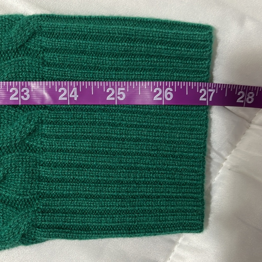 NEW J Crew Cashmere cable-knit crewneck sweater!!! - Picture 5 of 8